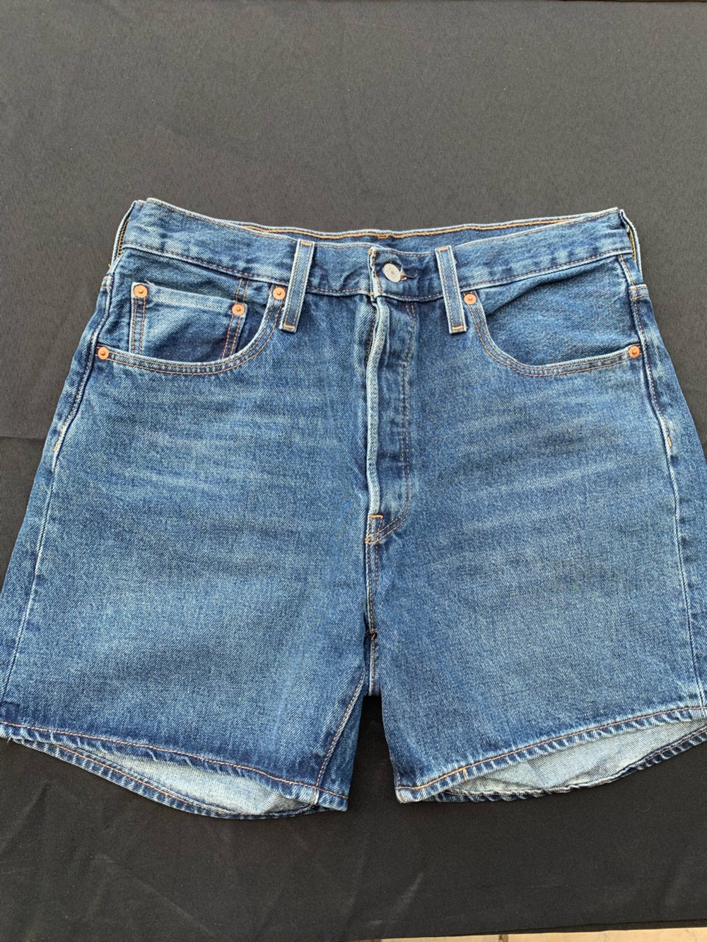 Levi's High Waist Mom Denim Shorts size 32 waist medium wash